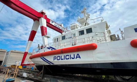 Cantiere Navale Vittoria vara motovedetta per la Polizia croata<h2 class='anw-subtitle'>Proseguono le commesse inserite nel Piano di ristrutturazione dell'azienda di Adria</h2>