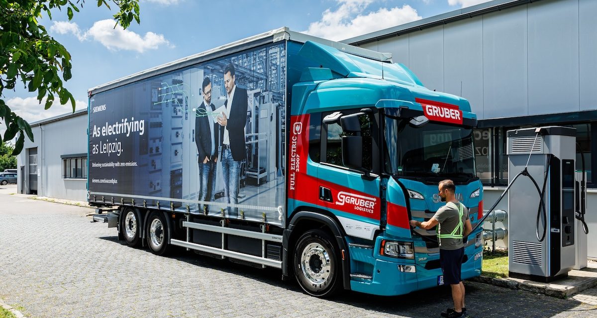 Camion elettrico di Gruber Logistics per Siemens<h2 class='anw-subtitle'>L'azienda altoatesina e quella tedesca lanciano un nuovo progetto E-truck a emissioni zero</h2>