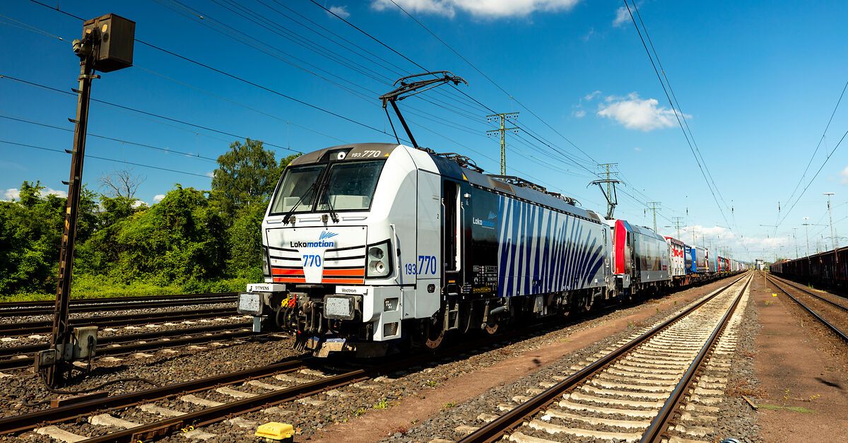 Porto di Trieste, treno blocco di Kombiverkehr per Monaco<h2 class='anw-subtitle'>Il nuovo servizio bisettimanale integra la linea di Grimaldi con la Turchia, dalla Piattafoma logistica</h2>