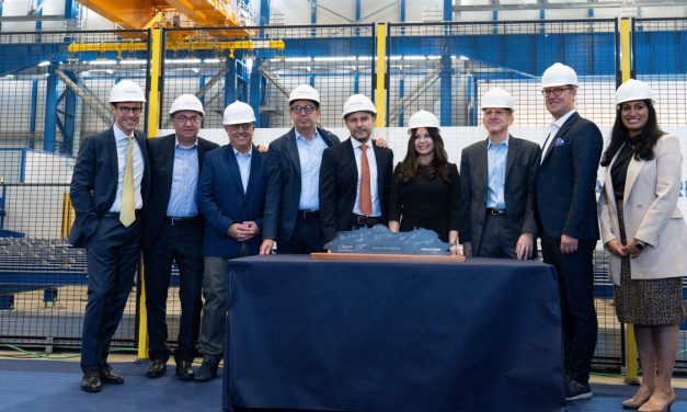 Fincantieri taglio lamiera per “Seven Seas Prestige”